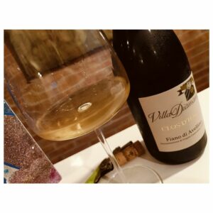 Enonauta/Degustazione di Vino #421 - review - Fiano di Avellino Clos d'Haut 2022 - Villa Diamante | vino emblematico e di micidiale bontà